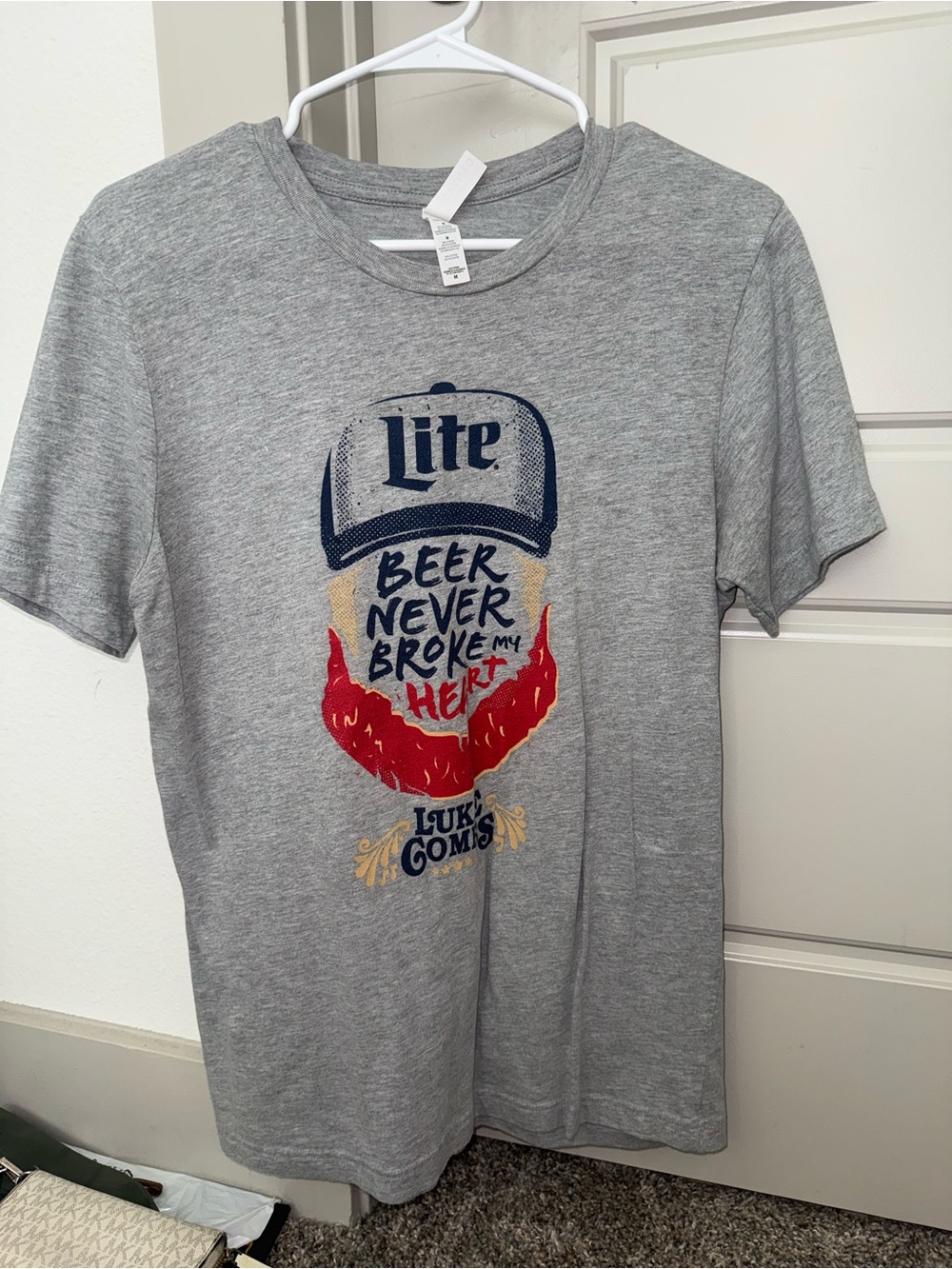 Lite 'Beer Never Broke My Heart' Gray Graphic T-Shirt